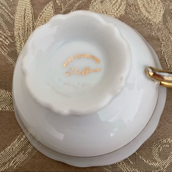 Royal Stafford Black & Gold Teacup & Saucer - Picture 10 of 14